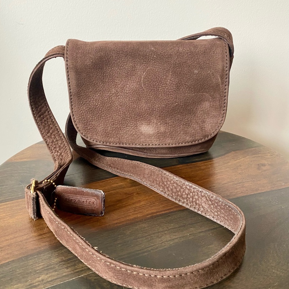 Vintage Coach brown leather crossbody bag